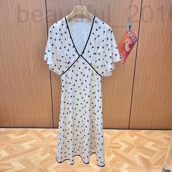 Basic Casual Kleider Designer 2023 Spring Neues Miu Miao gedrucktes Kleid kurzärmelig Chiffon Long Rock Bohemian Style Fake Big Swing für Frauen do55