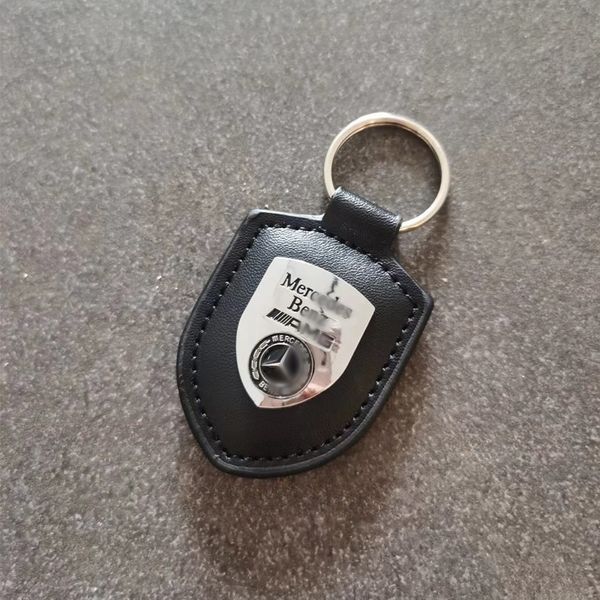 Echte Leder -Zink -Legierungs -Auto -Schlüsselketten -Auto -Logo -Schlüsselanhänger Hülle FOB -Muschelhalter für Mercedes Benz Amg Keyrings