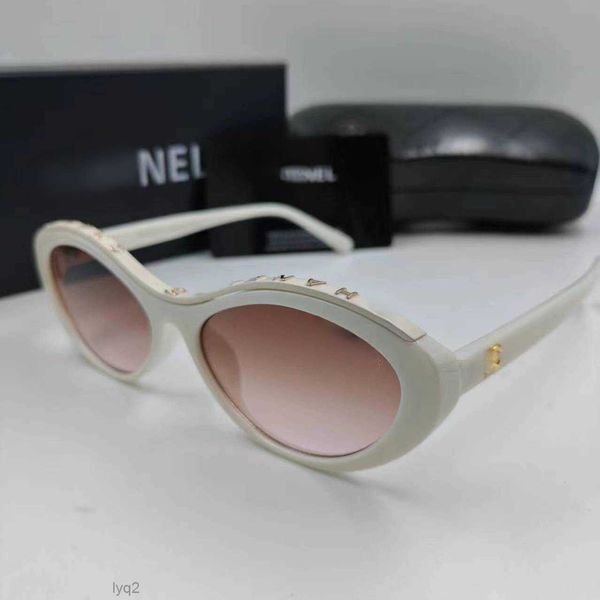 Модные роскошные дизайнерские солнцезащитные очки Cel Brand Mens and Womens Small Squeeed Frame Premium UV 400 Поляризованные солнцезащитные очки с коробкой 3Q8JN