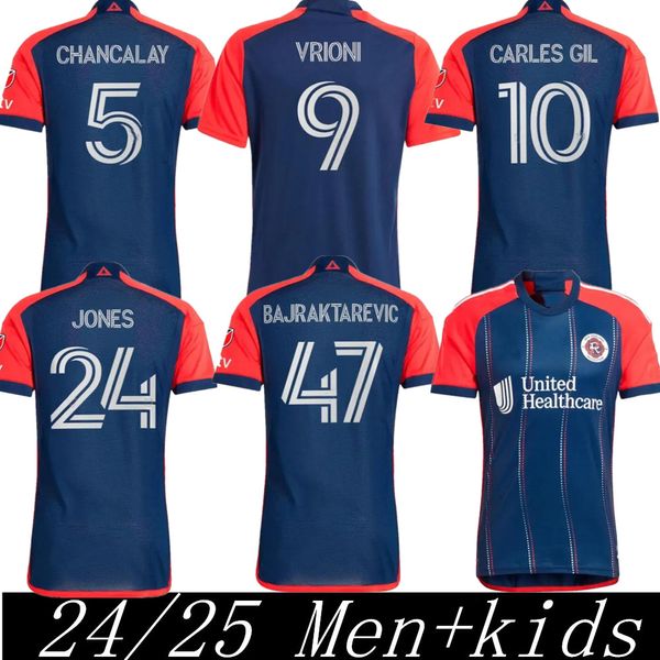 2024 2025 Maglie da calcio della rivoluzione del New England Vrioni Carles Gil Chancalay Borrero 24 25 Home Bolma Bajraktarevic Shirt calcistico Jonathan Men Biln Uniform