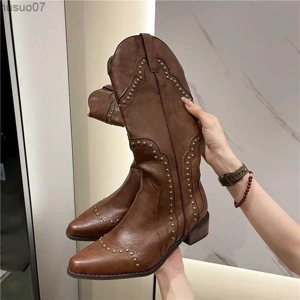 Stiefel besetzte Stiefel Frauen 2023 Low Heel Cowboy Chelsea Western Short Leder Knie High Luxury Designer Gothic New Rock Schuhe Vintagel2404