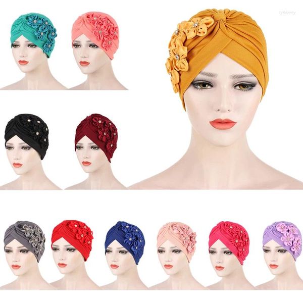 Этническая одежда мода Fashion Flower Мусульманский тюрбан Crinkle Inner Hijab Caps Hat Сплошная исламская обертка подчеркивая шкаф