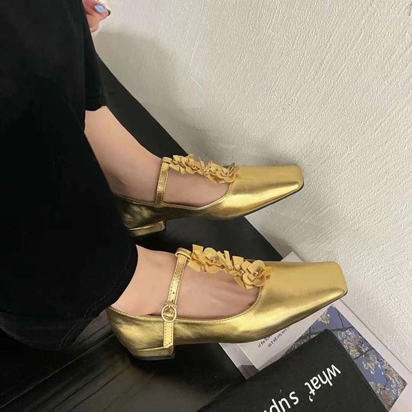 Повседневная обувь дамы плоские золотые квадратные квадратные квартиры комфортные насосы на низких каблуках серебряный пояс