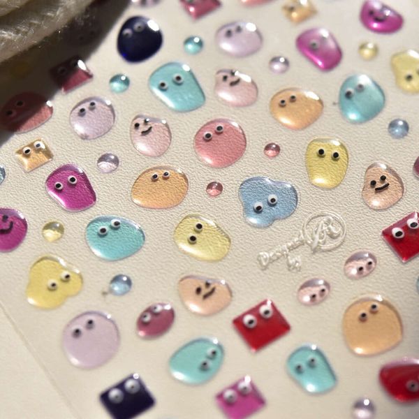 5d realistisches Gelee Schöne verschiedene farbenfrohe Cartoon-Gesicht Emote A-Z Brief Adheisve Nail Art Sticker Aufkleber Abziehbilder Maniküre Ornamente