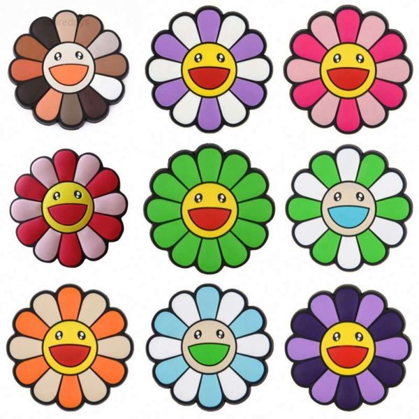 TAKASHI GIOCHASHI Murakami Flower Clog Charms Charms Luxury Hypebeast Ornaments Decorazioni per scarpe per scarpe