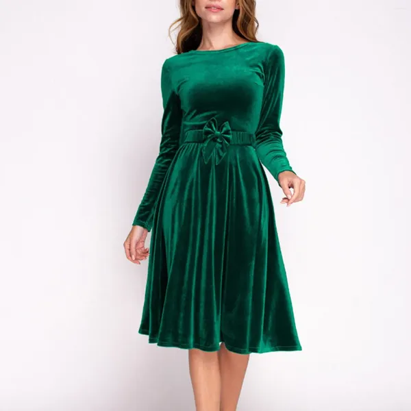 Lässige Kleider Frauenkleid Vintage Velvet Feste Farbe Luxus Herbst Winter Schnürung Maxi Elegantes Temperament Promi -Kleider