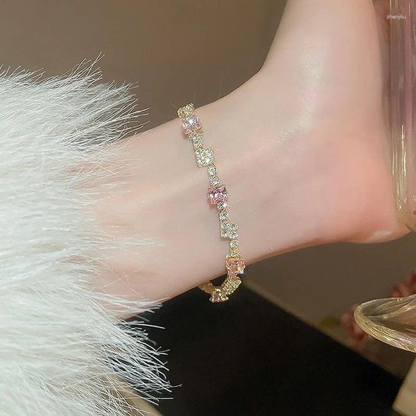 Armreif Mode exquisit glänzender Strassstein Licht Luxus rosa Kristall Zirkon Armband Schmuck Accessoires Geschenke für Frauen Mädchen