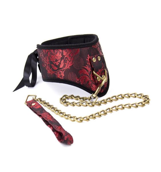 2016 Nuovo arrivo Collo di arrivo Fetish Bondage Reteint Collar a collo rosso nero con anello di collare sexy per guinzaglio per adulti Q052364442