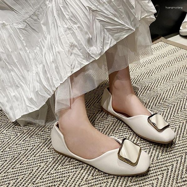 Sapatos casuais 2024 Autumn fêmea deslizamento raso feminino apartamento com touche de dedo de pé quadrado Button Light
