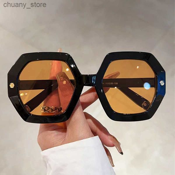 Óculos de sol Kammpt Men com óculos de sol de grandes dimensões Fashion Hexagon Frame Gradiente Sombras Eyewear Mulheres 2023 Trendy Ins Popular Brand Sun Glasses Y240416