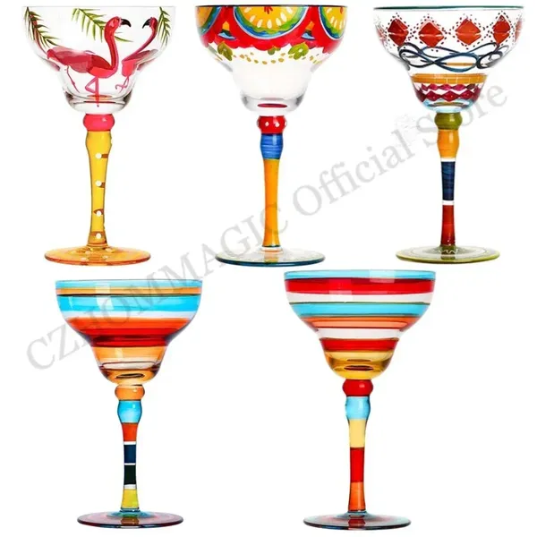 Şarap Gözlükleri El boyası yaratıcı renkli Margarita Cam Kokteyl Goblet Kupası Kurşunsuz Ev Barı Hediye Kutusu ile Düğün Yazılımı