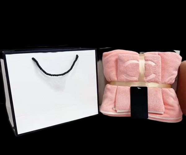 Designer Ein set reines Baumwolltuch mit Verpackung Luxurys Designer Gesicht Handtücher und Badetuch Weichwäsche Home Absorption Waschlappen G225559050