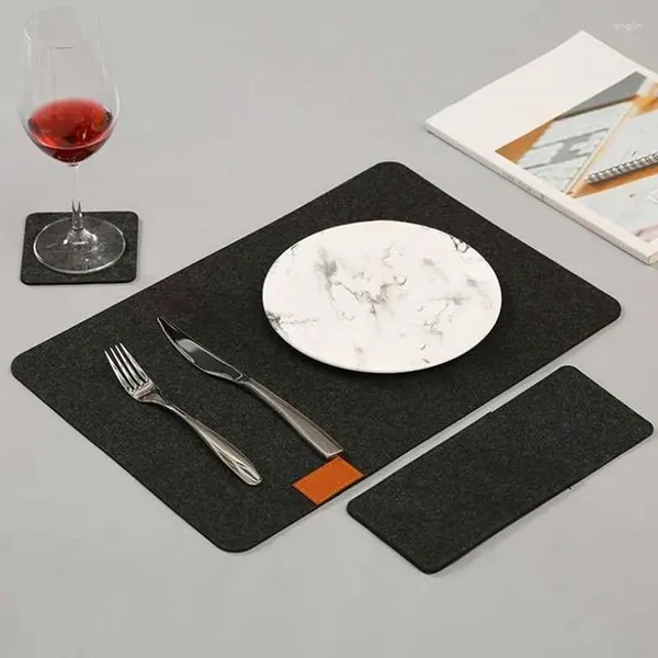 Tapetes de mesa 7 conjunto Lavável Placemats de vidro Mobes de faca de vidro Coasters Bags de isolamento de bolsas de talheres