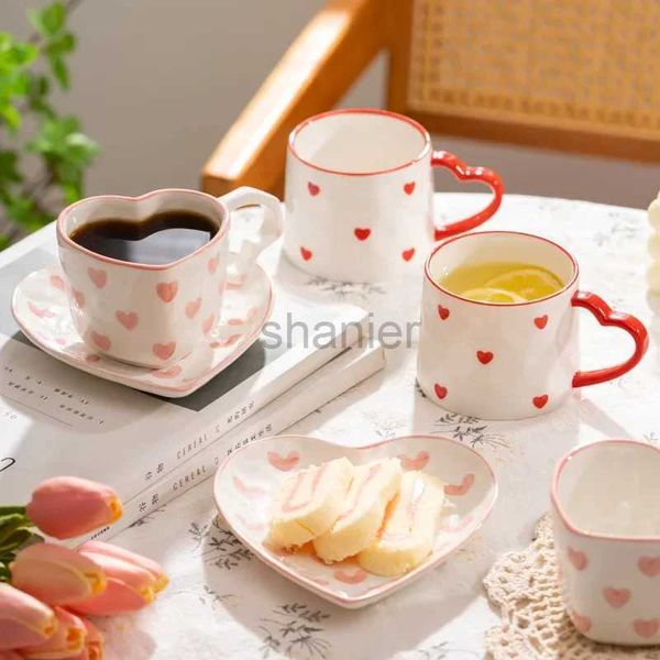 Kupalar yaratıcı ins stil sevimli kahve kupa çay bardağı el boyalı aşk kalp seramik süt fincanları kahve fincanları ev ofis sofra hediyesi 240417