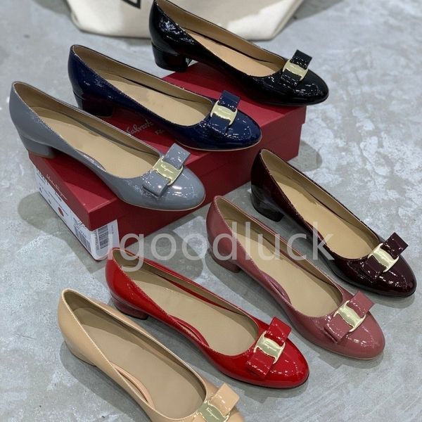 Scarpe casual moda regalo femminile da donna ballette da donna sandali da esterno designer di lusso sandali in pelle di alta qualità scarpe da ballo a prua