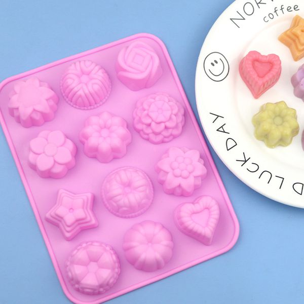 Fiori di cioccolato stampi in silicone 12 fiori cavità a forma di cuore stampi per torta caramelle per cottura cupcake gelatina di muffin