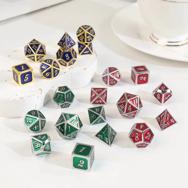 Pietre preziose 2023 Nuovo stile in stile Policone allentate di. 7pcs Set Dungeon Dungeon Dragon