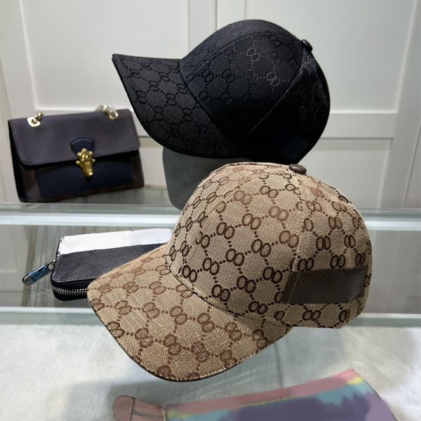 Capinho de beisebol bordado Capéu de designer de luxo para homens Mulheres Caps casuais Chapéus respiráveis Carta Casquette Tamanho ajustável cem centena Tomar protetores solares tons