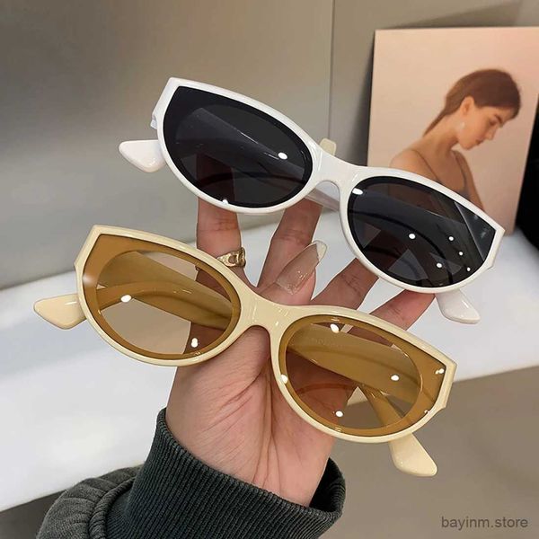 Óculos de sol Novo moda vintage quadro oval Óculos de sol UV400 Sun Shades Women Women Retro Fio Full Frame Externa Viagem Doce estilo Sol óculos de sol da moda