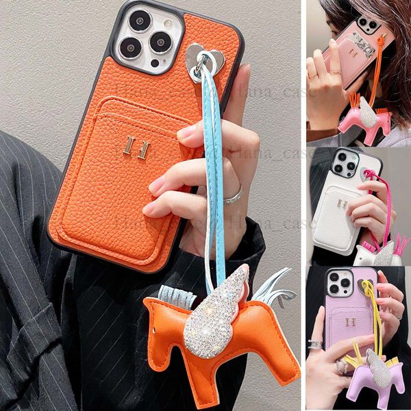 Designer Phone Case per iPhone 15 14 Pro Max Leather, Luxury iPhone Case 15 14 Plus 13 12 Pro per uomini Copertina per il portafoglio da donna con supporto per cartoncino e Accessori Pony