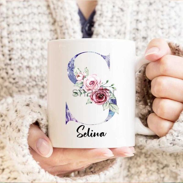 Tassen Personalisierte Blumenkaffeetasse mit Namen kreativer Tumbler Tassen für Wasser Tee Milch Geburtstag Muttertag überrascht Geschenk 240417