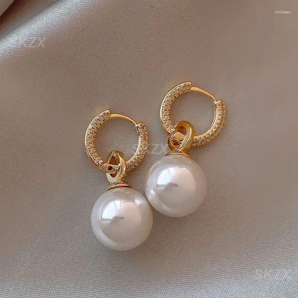 Gestüt Ohrringe Modeaccessoires gehobene komplizierte luxuriöse Perlenkette Set Anhänger Promi -Stil unwiderstehlicher Schmuck zart