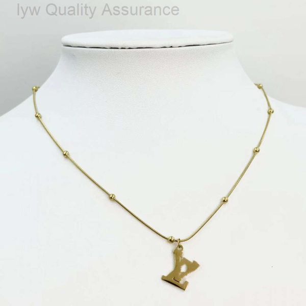 Designer Louies Vuttion Necklace Pearl Necklace Women Gioielli di lusso Elegante famiglia Donkey Simple Lettere Paindac