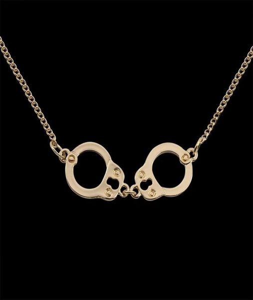 Подвесные ожерелья Холодные ожерелье Kpop Pendants Vintage Simple и подарки для наручников в 2022 году Hiphop Friends Fory Jewelry2159368