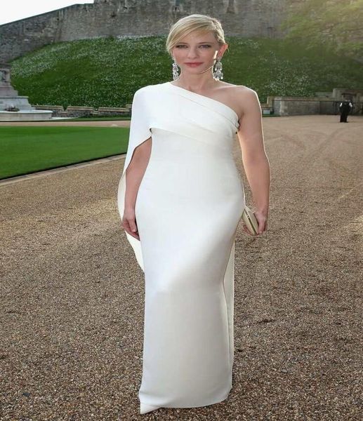 Cate Blanchett White Evening Dresses guaina a una spalla TAFFETA Lunghezza abito sexy rouffle eleganti abiti da ballo di penna serata 2528247