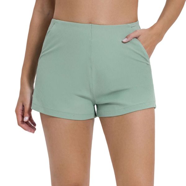 Vertikale Rippenfaden Yoga Shorts LU-084 Hochelastizität bequeme atmungsaktive Sportfitness-dreigliedrige Hosen für Frauen