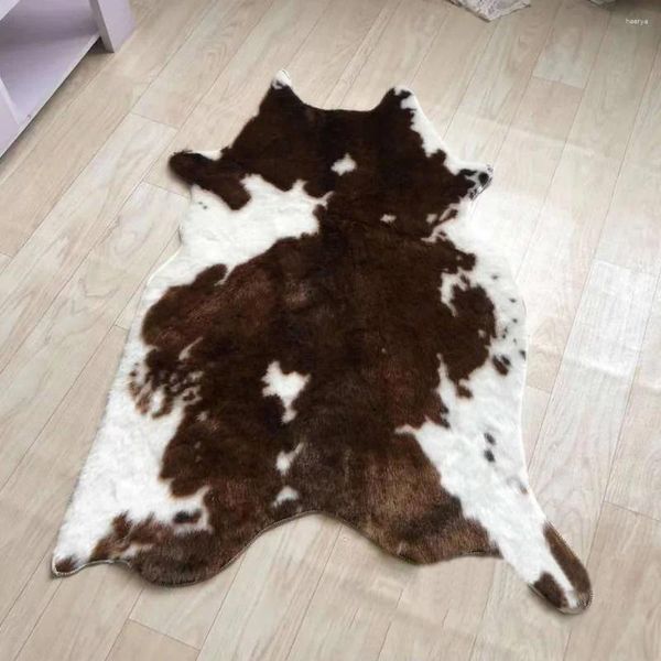 Tappeti mantieni il modello di mucca simulata di peluche tappeto tappeto tappeto imitazione familiare