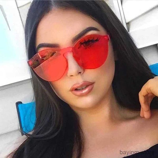 Sonnenbrille Stilvolle Süßigkeiten transparente Sonnenbrille Frauen Männer Luxusdesigner klare Sonnenbrille integrierte Brille rote Süßigkeiten Brille