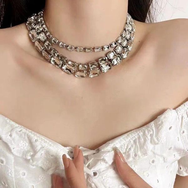 Choker Luxury Charme Mehrschichtige Kubikzirkonia -Nackenketten Wunderschöner Schmuck für Frauen Trendy Accessoires Klassiker Vintage -Schmuck