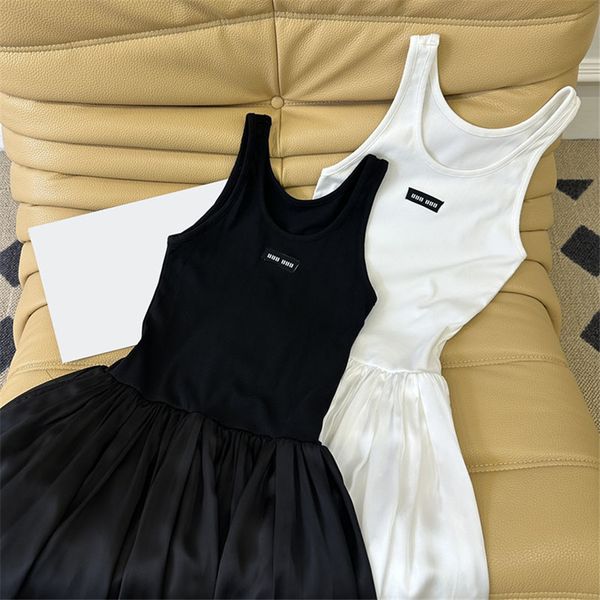 Письмо Женские Дизайнерские платья Танка весна летние маленькие девушки Леди синглет черно -белый жилет платье