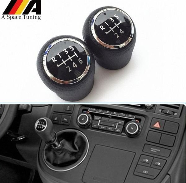 56 Acessórios de estilo de carro de velocidade MT MONOGEM MUNDA ALLAVAÇÃO DA CABEÇA DE BATA PARA VW T5 T51 GP 2003 2011 Gear Shifter KN3570197