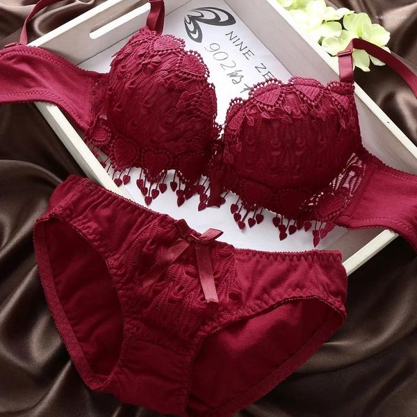 Bras Desen Women Lace Bra Sexy Set Bralette Fêmea Lingerie Lingerie As tiras ajustáveis coletadas de Brassiere