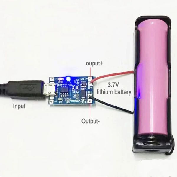 Аксессуары 3.7 В литий -батарея зарядное устройство 5V 1A 2A LIION LIPO Аккумуляторная зарядка Защита ДВОЙНАНС