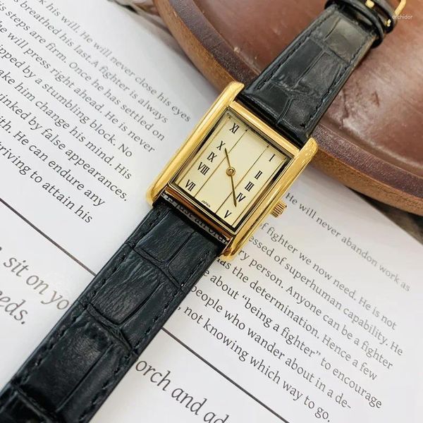 Principais relógios de pulso muito bonito retangular vintage Roman Scale Dial Women Assista Top Luxury Leather Quartz Digital Clock Gifts for Lovers