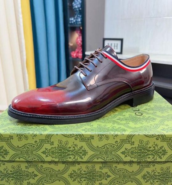 Designer-Stil Herren Oxfords Kleider Hochzeitsanzug formelle Schnürung Bienenschuhe Schuhe Schuhe Größe 38-44