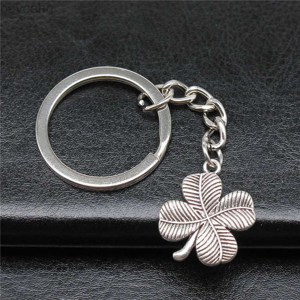 Tornari per cocche Hollier Keychain Souvenirs Regalo Vintage Antique Argento COLORE ANTICO 20X18MM a quattro foglie Clautro a sospensione Keyring D240417