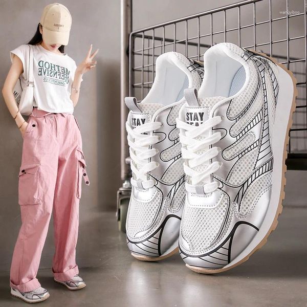 Scarpe casual da donna sneakers grossolana di lusso in rete traspirante per donne che corrono la donna per esterni il fitness vulcanizzato