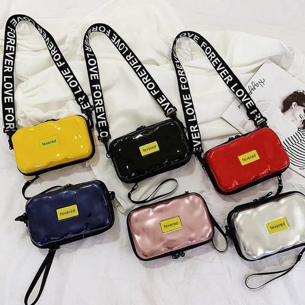 Bag kadın omuz pvc kutu tasarımcısı 2024 moda flep crossbody bayanlar debriyaj küçük haberci cüzdan ve el çantası