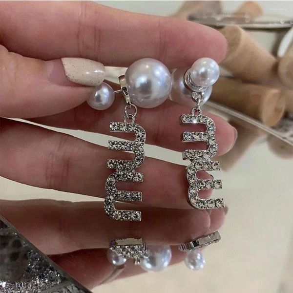 Dangle Ohrringe S925 Silbernadel Fashion Design Big Small Pearl Statement mit Crystal M Letters Frauen Charme Party Reisejuwely