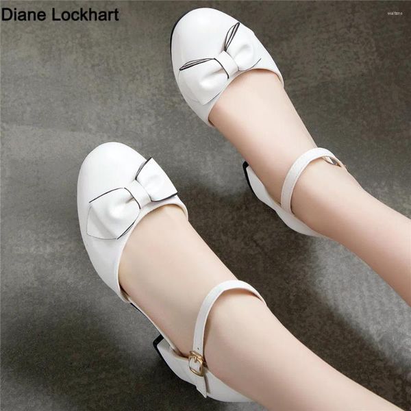 Vestido Sapatos 2024 Spring Women Saltos altos Mary Jane Pumps Party Wedding Wedding White Pink Beige Ankle Strap Buckle Bow Princess Cosplay Lolita