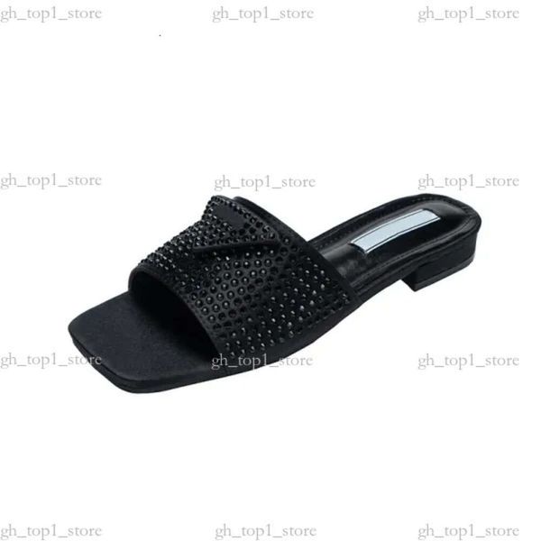 P Sandal Sandal Triangle Sandals Sandals Designer desliza mulheres chinelas de luxo de verão ladrinhas praia Sexy saltos grossos clássicos sapatos de salto de salto baixo 1436