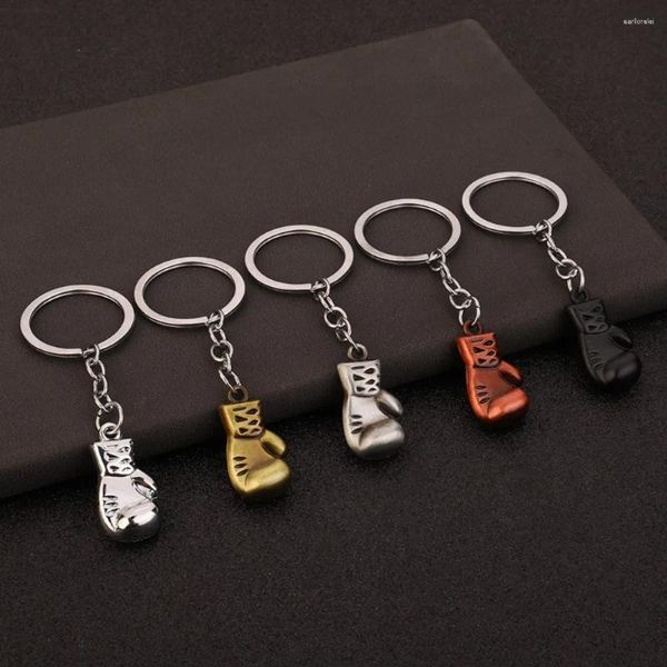 Keychains 1pc Mini Kreativ 3D Metall -Boxhandschuhe Schlüsselbund niedlicher Fitnessstudio Schlüsselanhänger Schlüssellhalter für Jungen Männer Geschenk