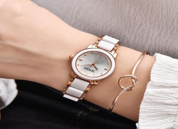 Женский браслет часы из нержавеющей стали Керамический ремешок белый кварц часов дамы бриллианты Simple Woman039S Нарученные часы2479181