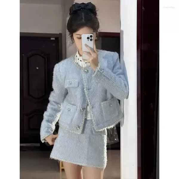 Abiti da lavoro Korean Sweet Wooli Gonza per due pezzi Set a due pezzi Donne Fashion O-Neck Line Bright Temperament French French Solid Winter Chic femmina