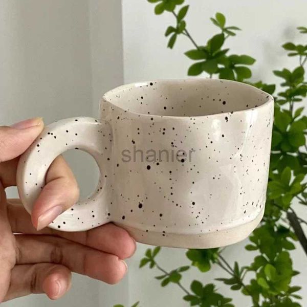 Becher Koreanische Ins Stil kreativer Ringgriff Keramik Tasse Splash Tinte unregelmäßige Kaffeetasse Frühstück Milk Tea Tasse Büro Home Getränk 240417