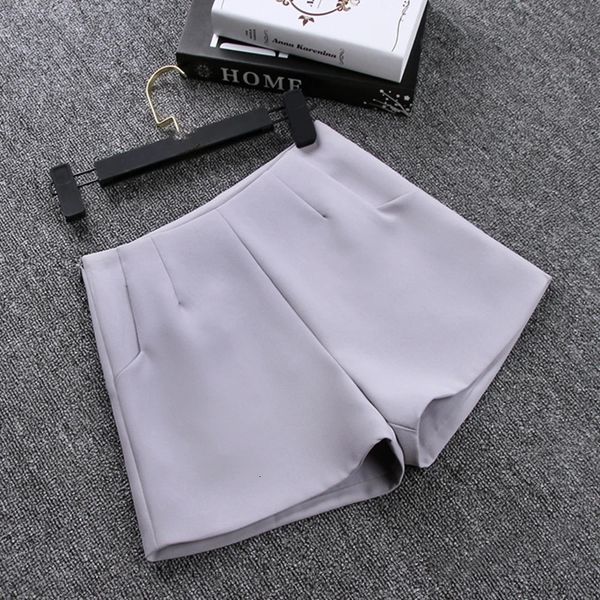 Short estivi per donne Gonne femminili abiti in vita alta casual pantaloni corti bianchi donne 240407